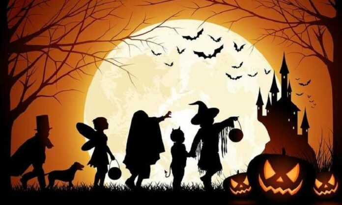 Sale Halloween - TOP 10 loa khuyến mãi sốc ngày Halloween