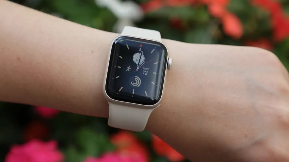 đồng hồ thông minh chống nước tốt nhất Apple Watch SE 2022