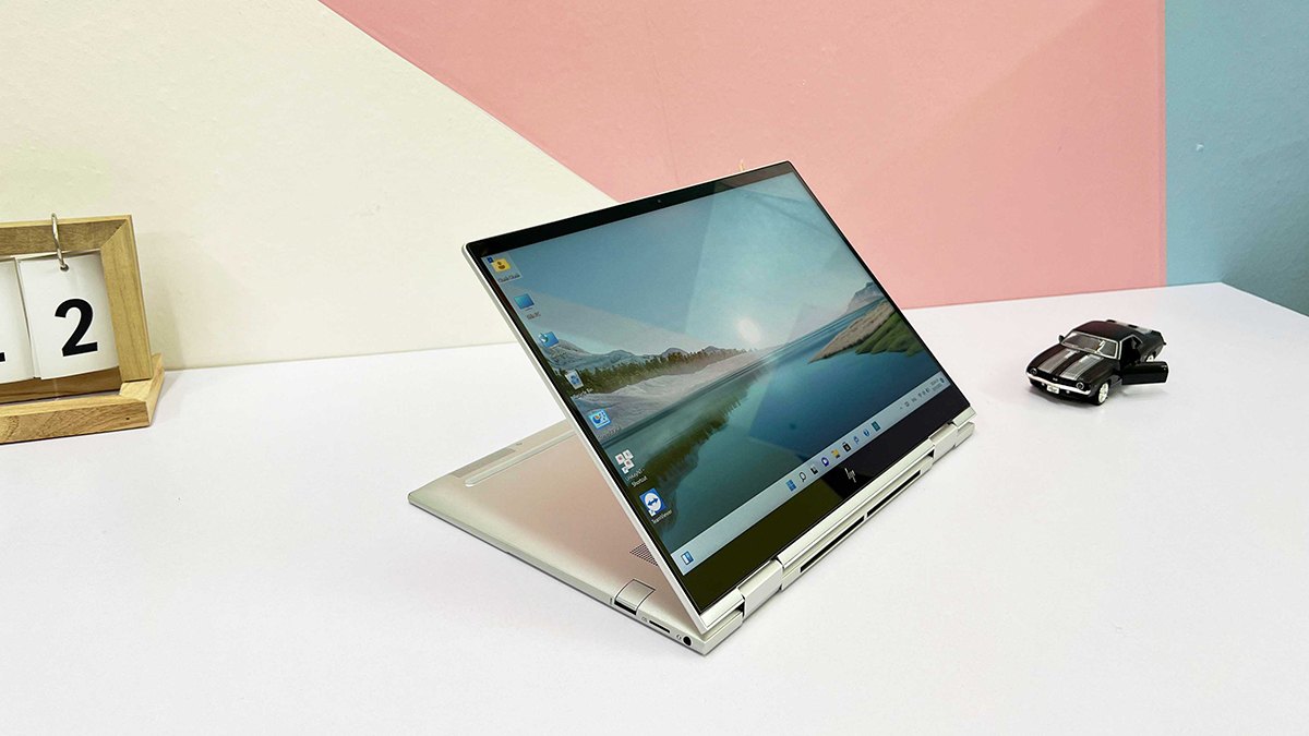 Laptop HP Envy giá bao nhiêu tiền