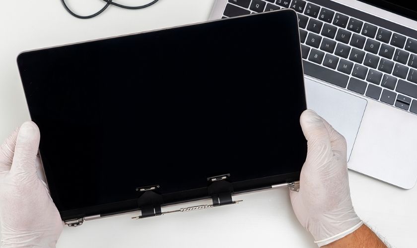 Sửa màn hình Macbook bị sọc bao nhiêu tiền là đúng?