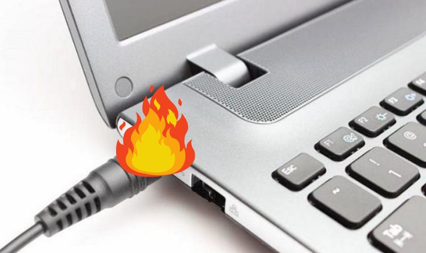 Cục sạc laptop Asus quá nóng có nguy hiểm không