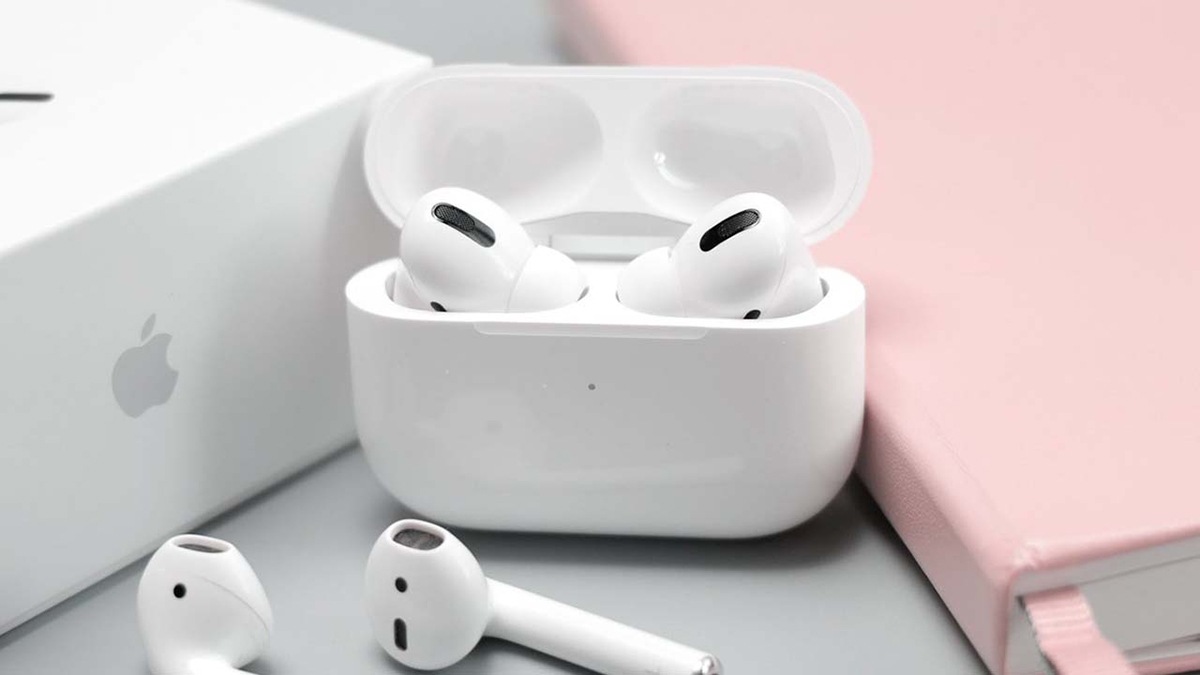 Cách kết nối tai nghe Bluetooth với Macbook có dùng nghe, gọi được không?